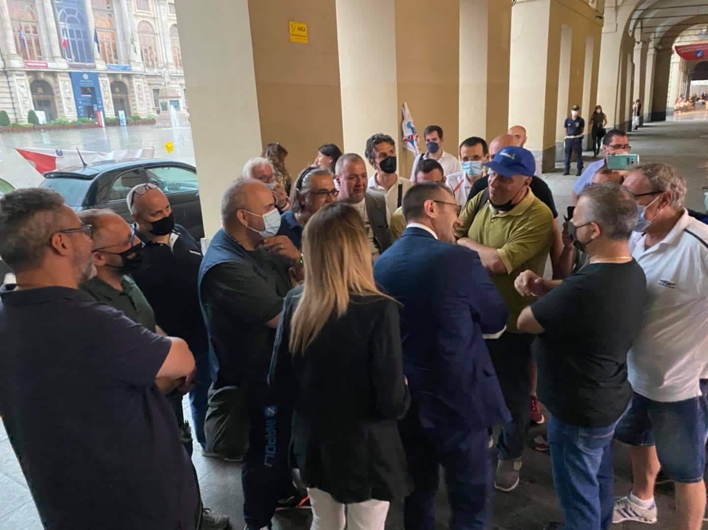 A Torino Con Giorgia Meloni Per Incontrare I Lavoratori Ex Embraco